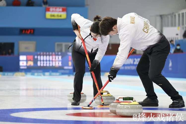 中国冰壶混双7比4胜丹麦豪取四连胜 中国冰壶混双7比4胜丹麦豪取四连胜