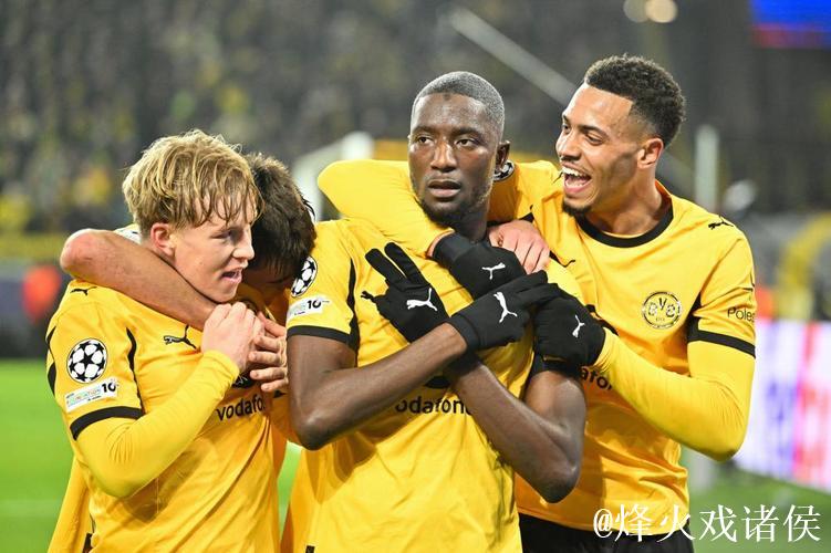 欧冠-吉拉西梅开二度福伊特染红 多特蒙德4-0大胜比利亚雷亚尔 欧冠-吉拉西梅开二度福伊特染红 多特蒙德4-0大胜比利亚雷亚尔